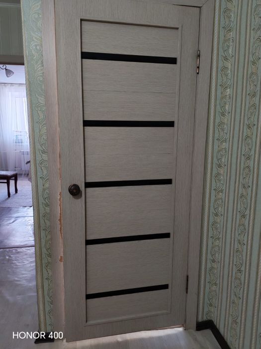 Продам б/у двери