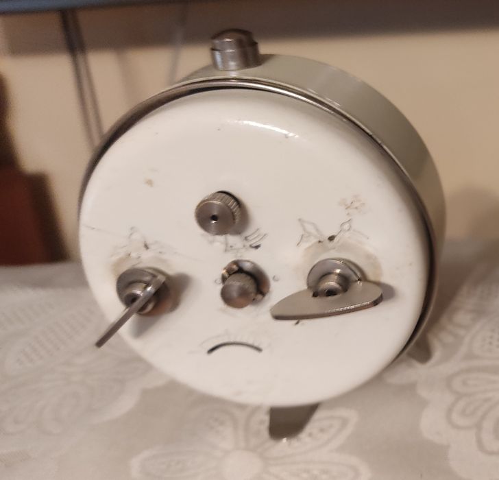 Будилници механични