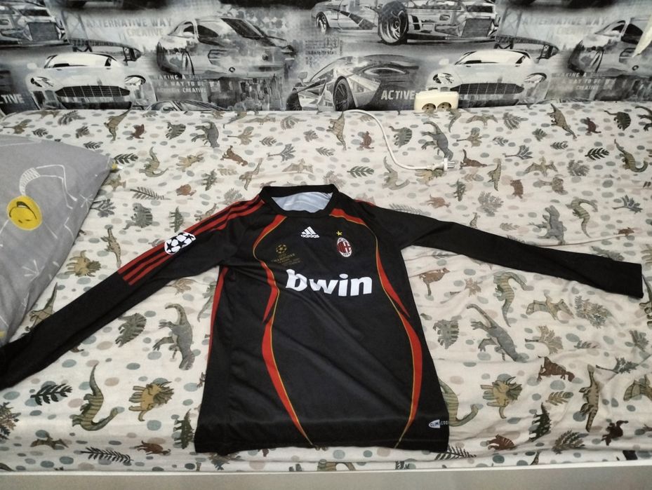 Футбольная Кофта retro milan