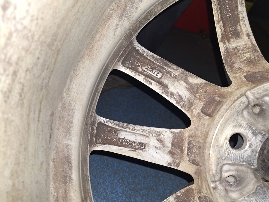 Jante bmw X3-X4-X5 R 18 cu cauciucur iarnai