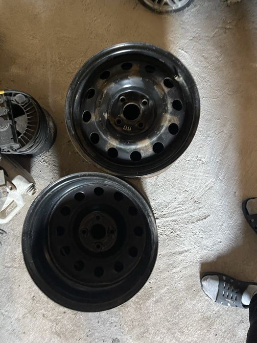 Продам комплект диски