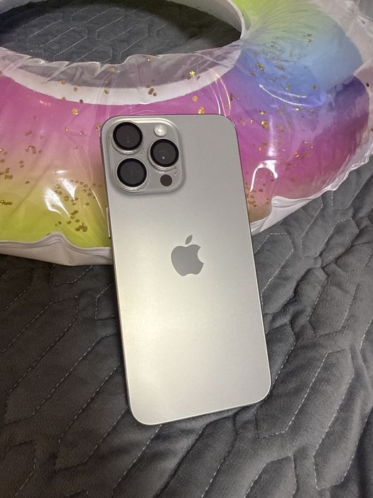 Iphone 15 pro max 256 silver