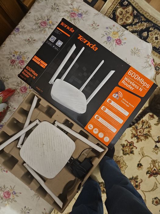 „Router WiFi Tenda F9 600 Mbps, 4 antene, semnal puternic