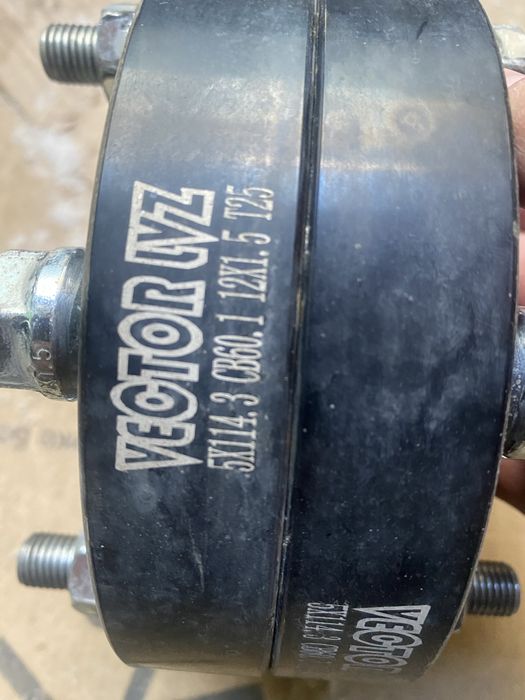 Продам проставки для дисков 5х114.3