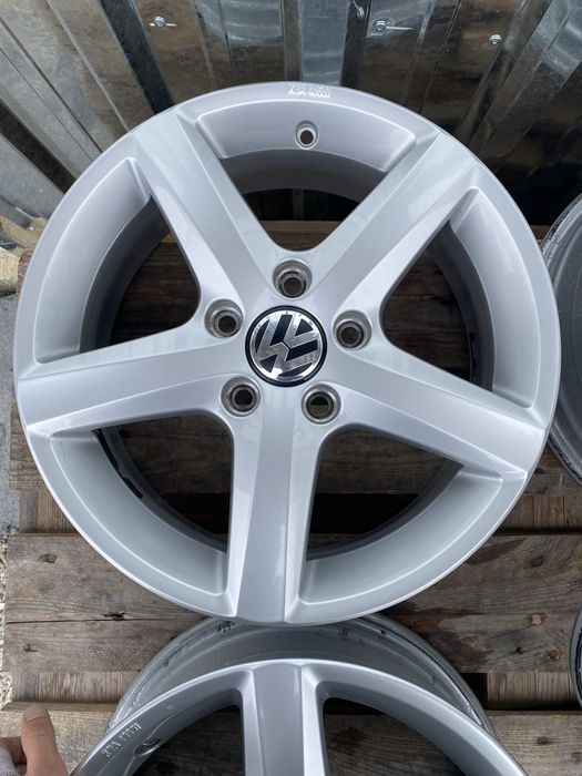 16 цола 5 х 112 мм Фолксваген Голф , Кади ,  VW Golf