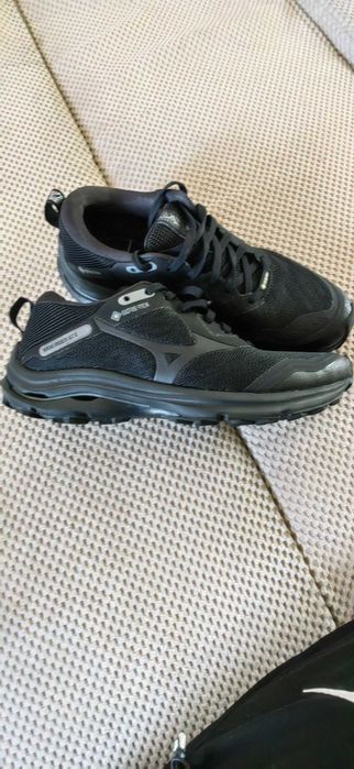 Mizuno wave rider gtx 38.5