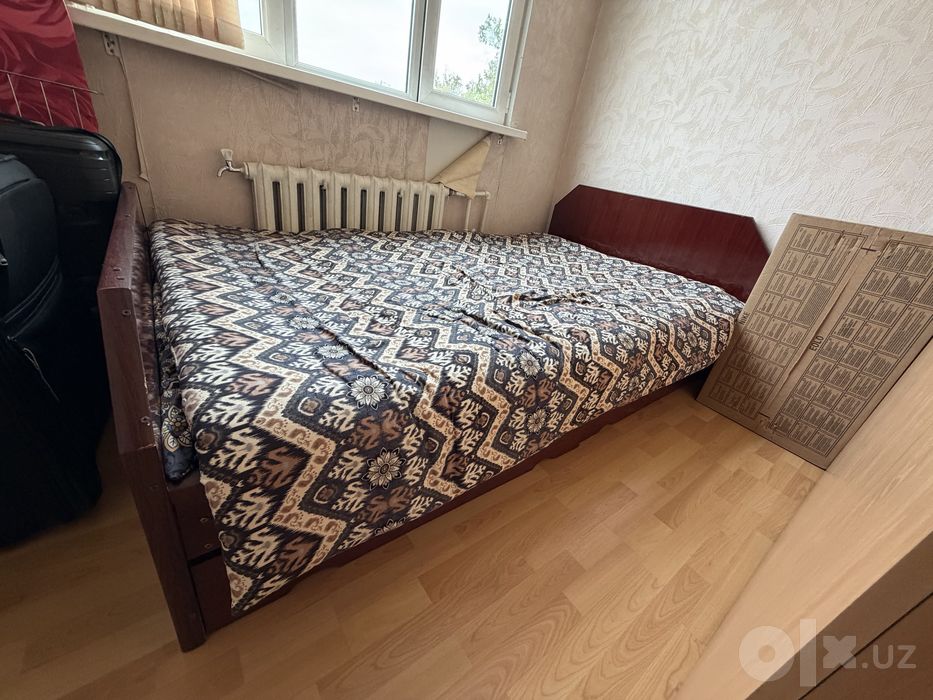 Спальный диван сотилади