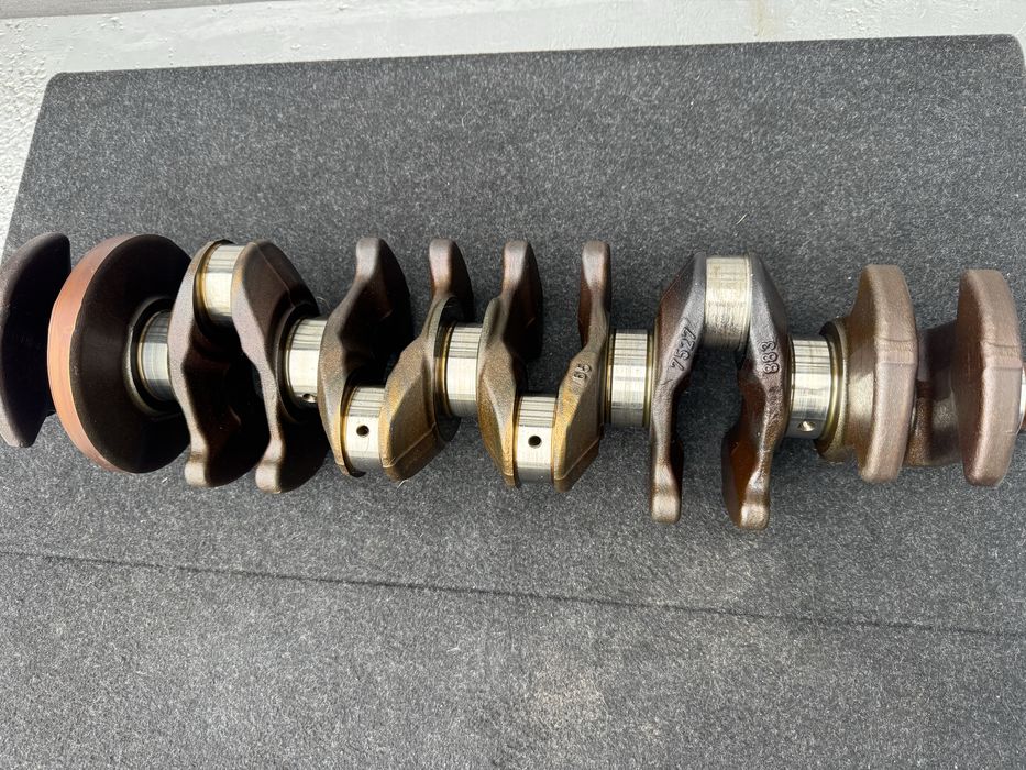 Колянов вал БМВ 3.5и, Н55 (kolqnov val BMW N55)