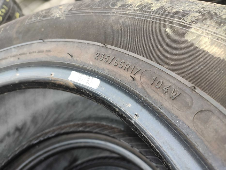 4бр Летни гуми 235 65 17 - Michelin