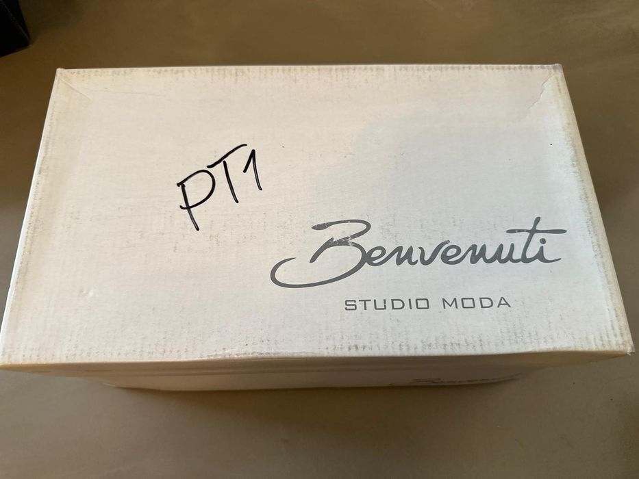 Pantofi Benvenuti piele intoarsa marimea 36