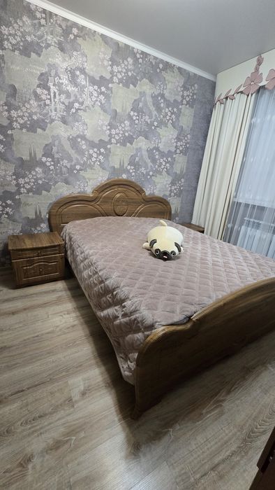 Продаётся спальный гарнитур