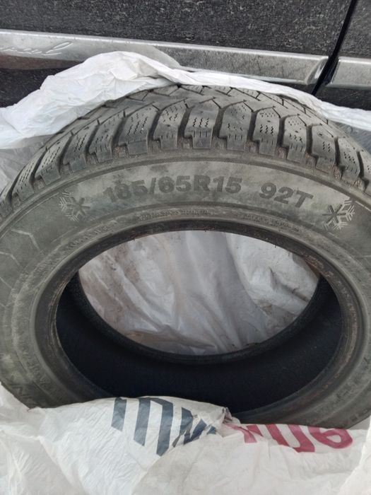 Продам бу зимние шины
