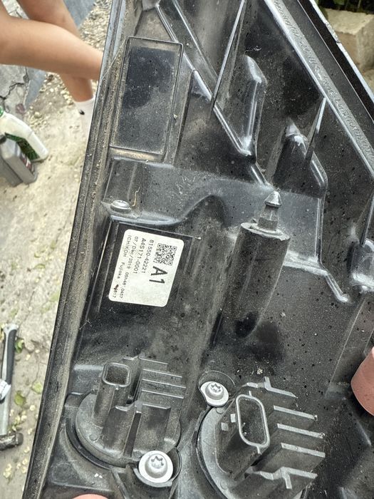 продам фару rav-4