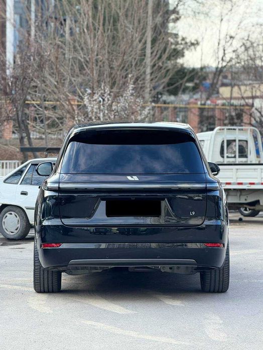 Sotuvda Lixiang L9 Ultra