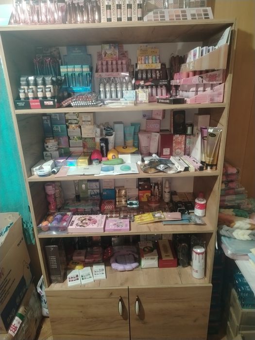 Продам новый стелаж