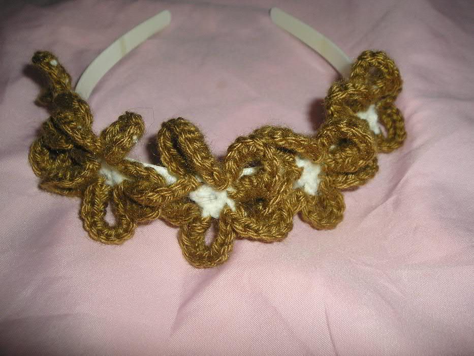 Диадеми с плетено венче