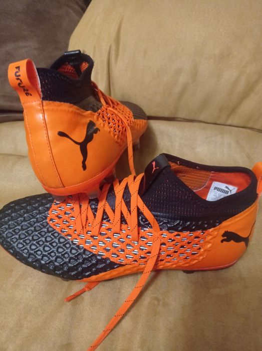 НамаляМ-бутонки Puma