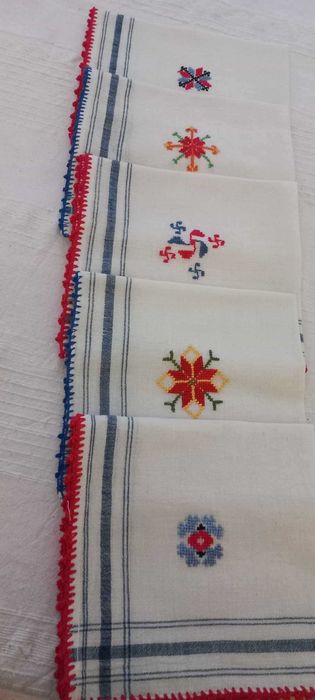 Месали ,бродерия,стари