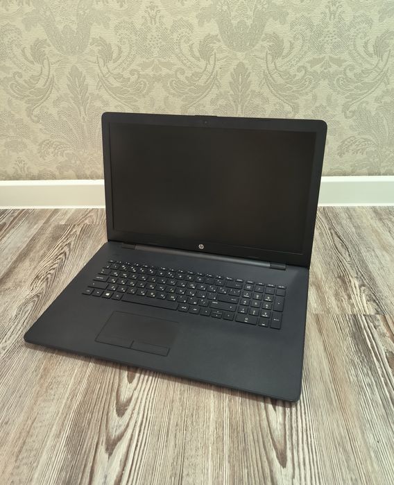 Новый игровой ноутбук HP/9 поколение/2 видеокарты/17 дюйм/ОЗУ 8гб/1 ТБ