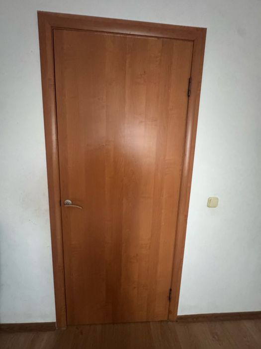 Продам двери межкомнатные