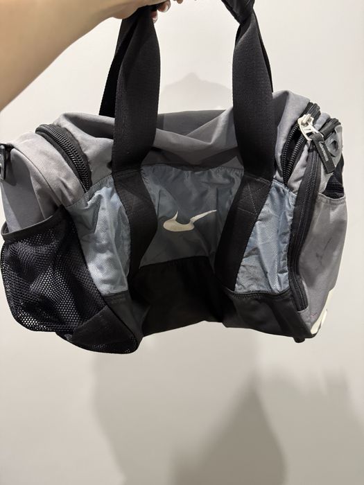 Продам сумку  nike