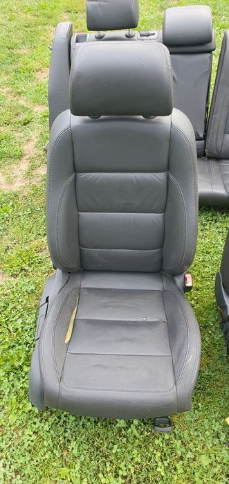 Scaune piele cu bancheta spate golf 5