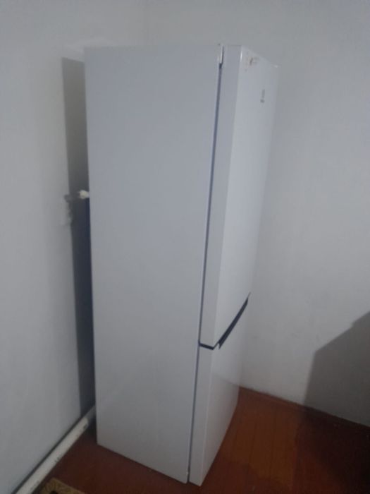 Срочно продам холодильник