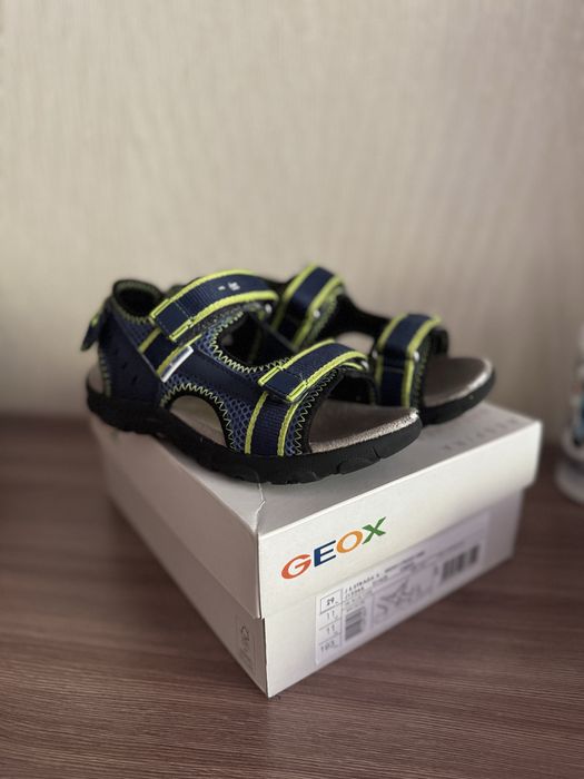 Детские сандали Geox