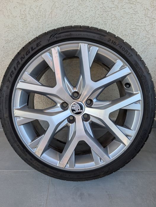 Jante aliaj originale VW pe 17 prindere 5x100 cu anvelope 215/40/17 pentru VAG(VW,AUDI,SKODA,SEAT)