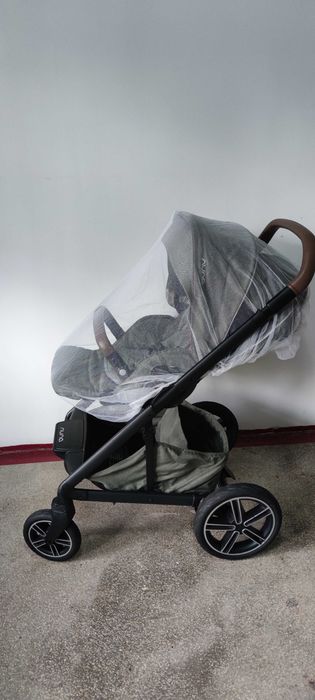 Carucior Nuna Mixx Next – stare foarte bună + adaptoare pentru scaune auto Maxi‑Cosi/Cybex/Nuna