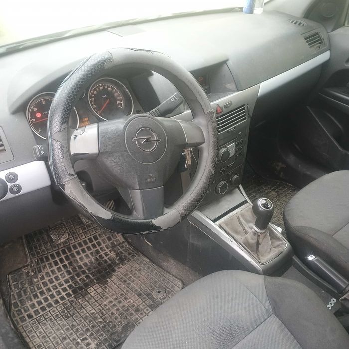 Vând Opel Astra h 1.7 -101 cp