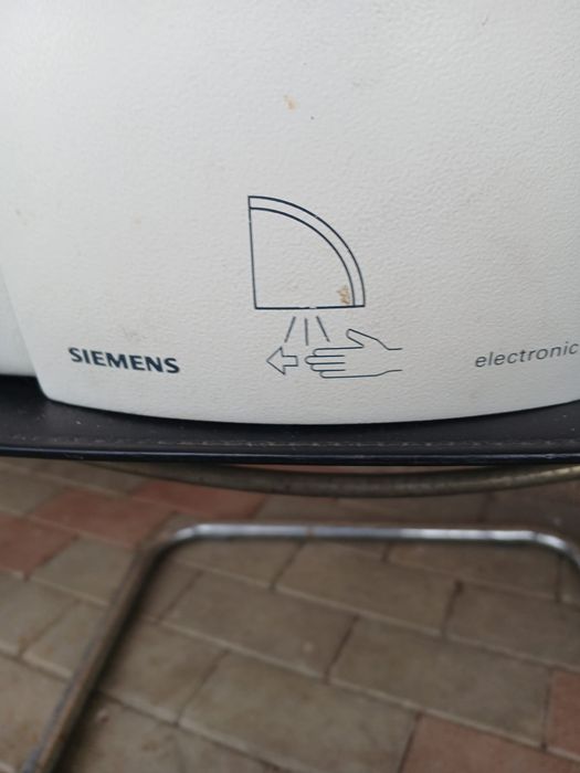 Uscător mâini cu aer cald Siemens