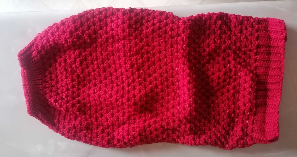 Hăinuțe tricotate pentru catei