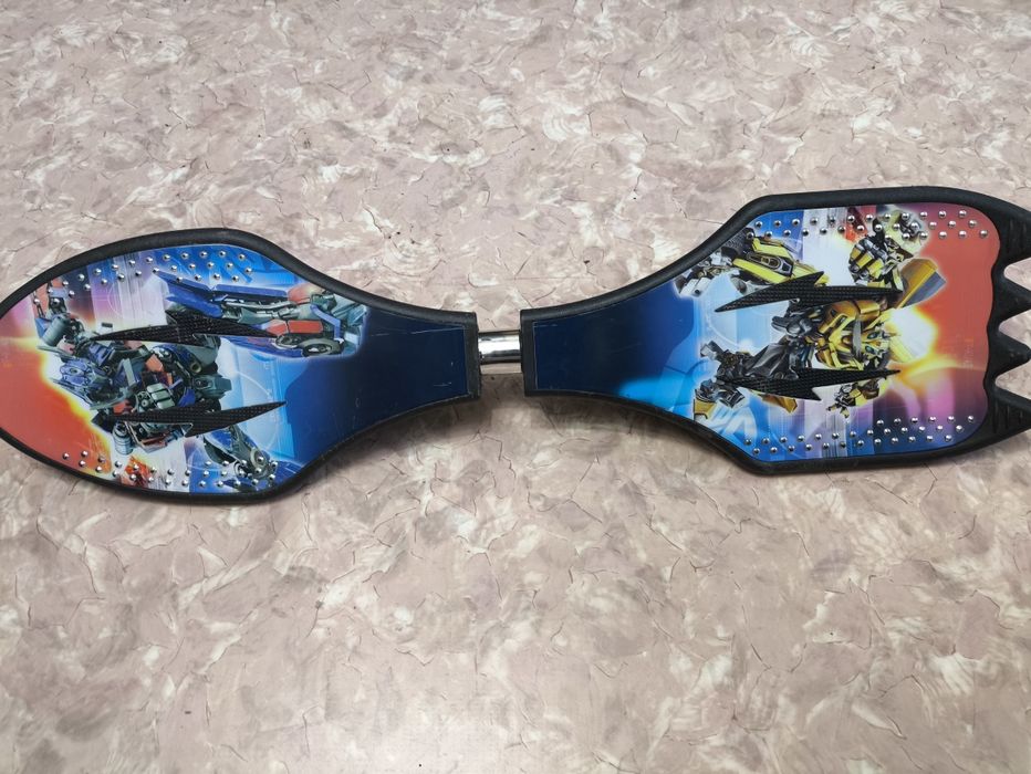 Скейтборд двух колесный