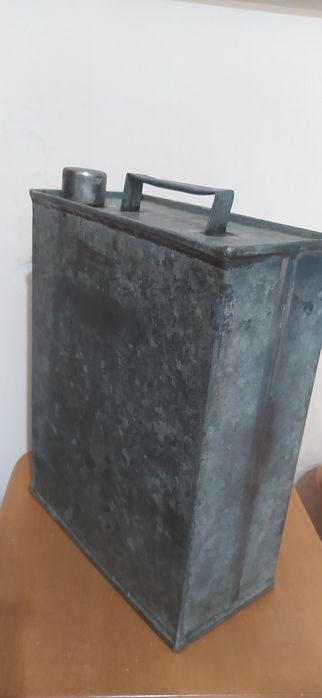 Канистра 10 литров.