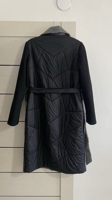 Пальто -куртка два в одном размер 44/46