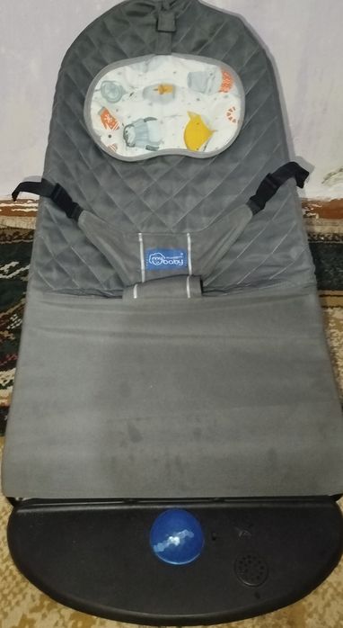 Продаёться детская качалка для младенца.
