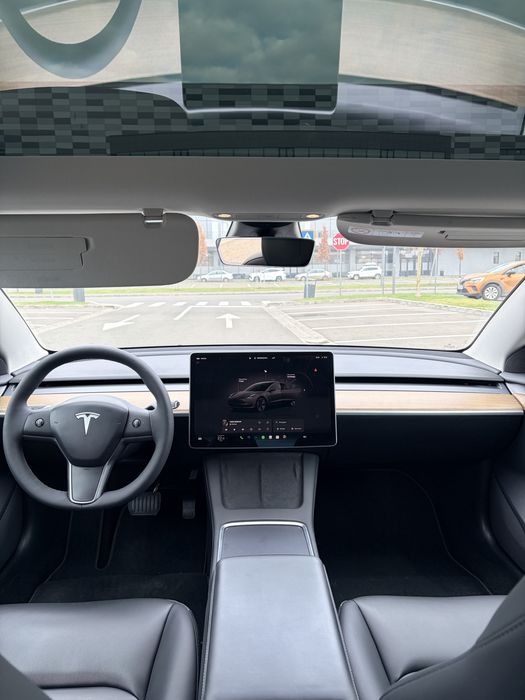 Tesla in garantie tva inclus deductibil