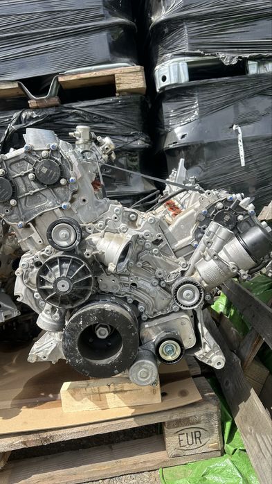 Motor Mercedes S Class S63 M157 AMG V8 benizna