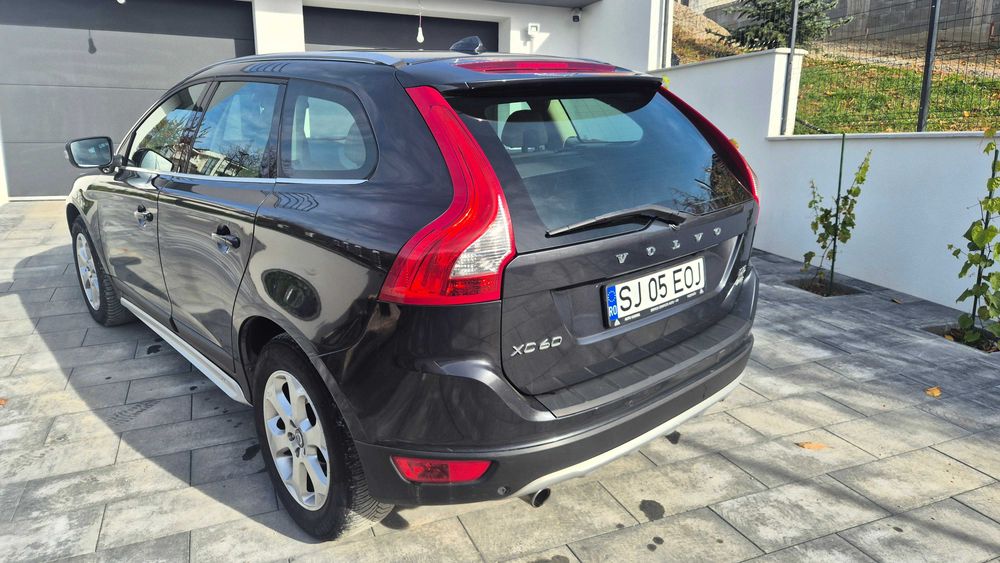 VOLVO XC60 2012 — imagine 3