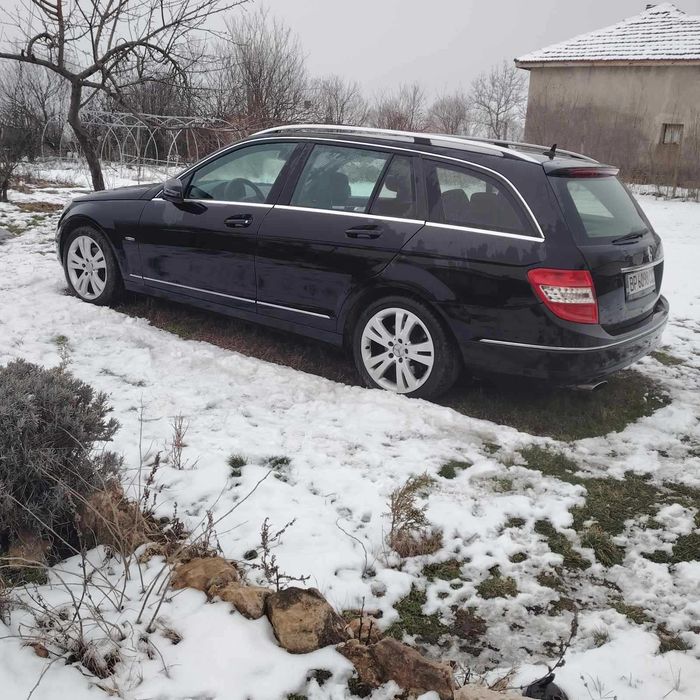 Продавам с всичко платено