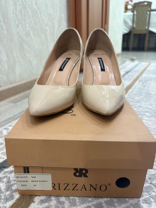 Продам туфли б/у кожаные