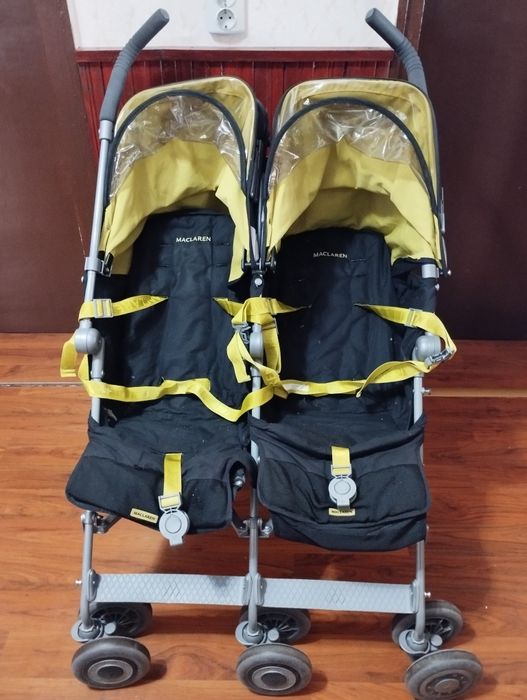 Бебешка количка McLaren за близнаци
