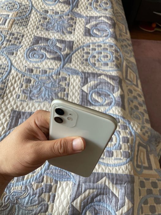 Айфон 11 128гб IPhone