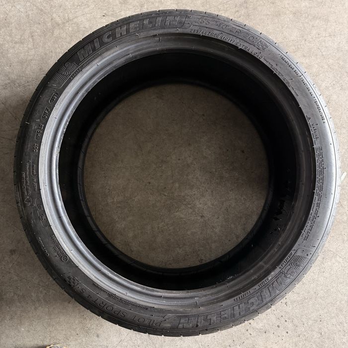 4 Anvelope vara 255 40 20 cu 285 35 20 - MICHELIN - DOT 2021