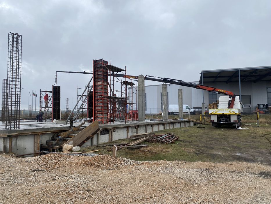 Подемни и трснспортни услуги, камиони с кранове