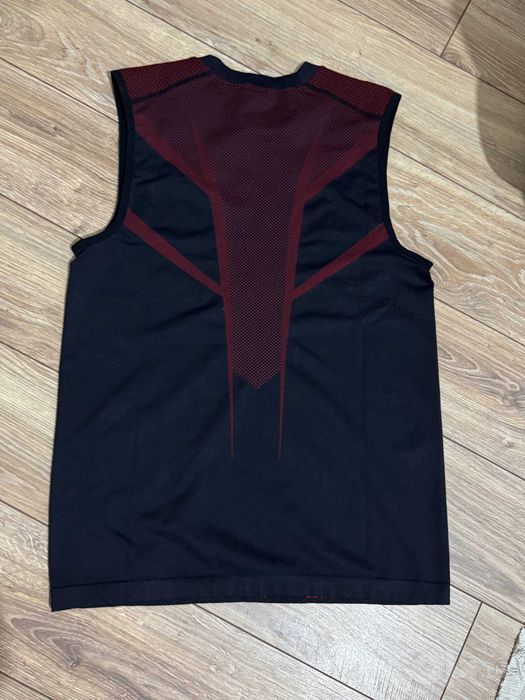 GYMSHARK ONYX 5.0 seamless tank