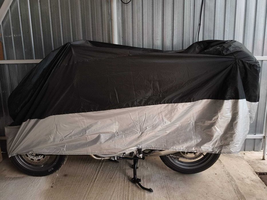 Motocicleta Yamaha XJ 600N, inmatriculata RO in 2025,  anul fabricatie 2003, stare perfecta, bine intretinuta