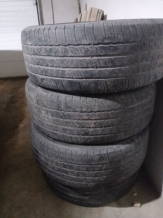 Шины r20 продам michelin