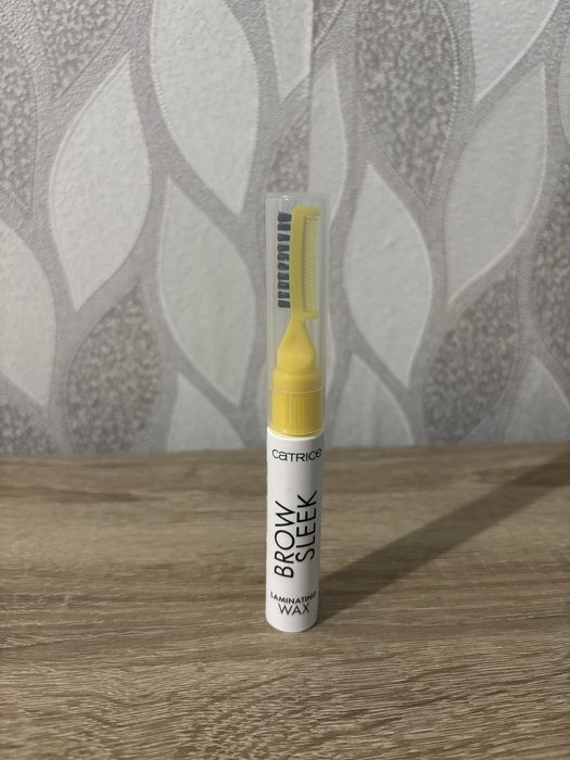 Гримове-руж,бронзант,хайлайтър,гел за вежди